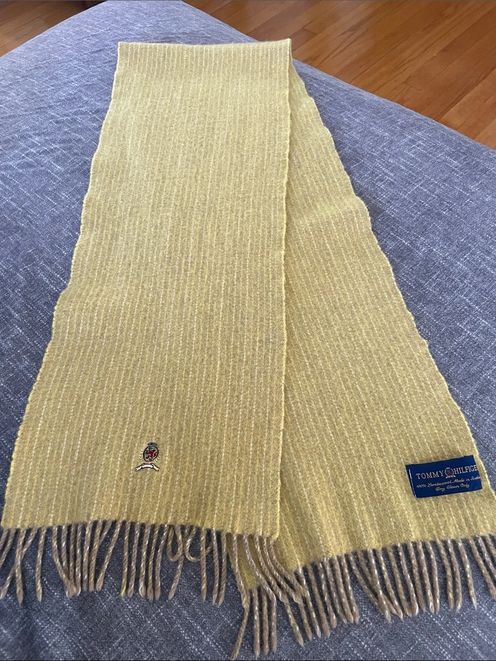 Tommy Hilfiger soft wool